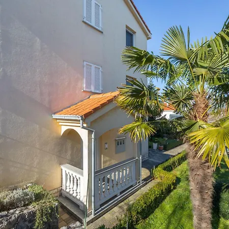 Apartman Ocean By Interhome Njivice