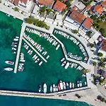 Apartman Ocean By Interhome Njivice